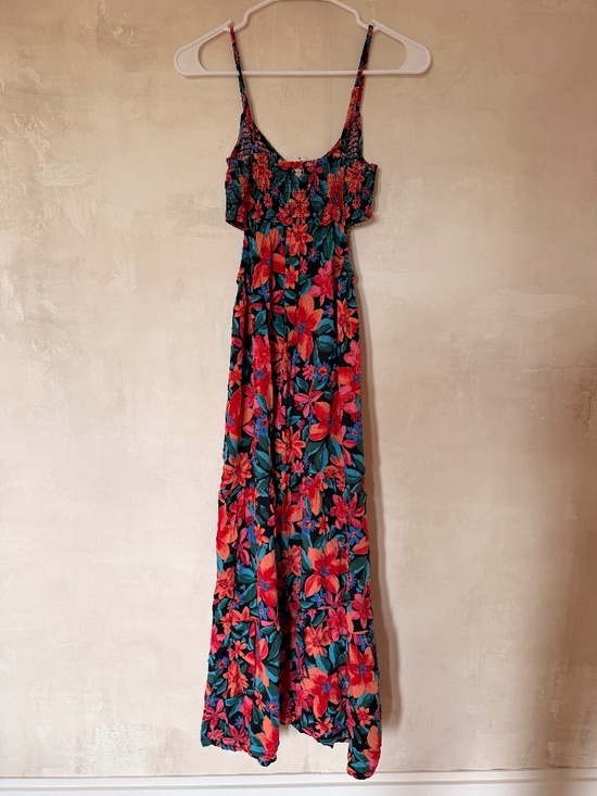 Roxy Hot Tropics Floral Smocked Cut-Out Tiered Maxi Dress Tropical Boho S - Picture 2 of 9